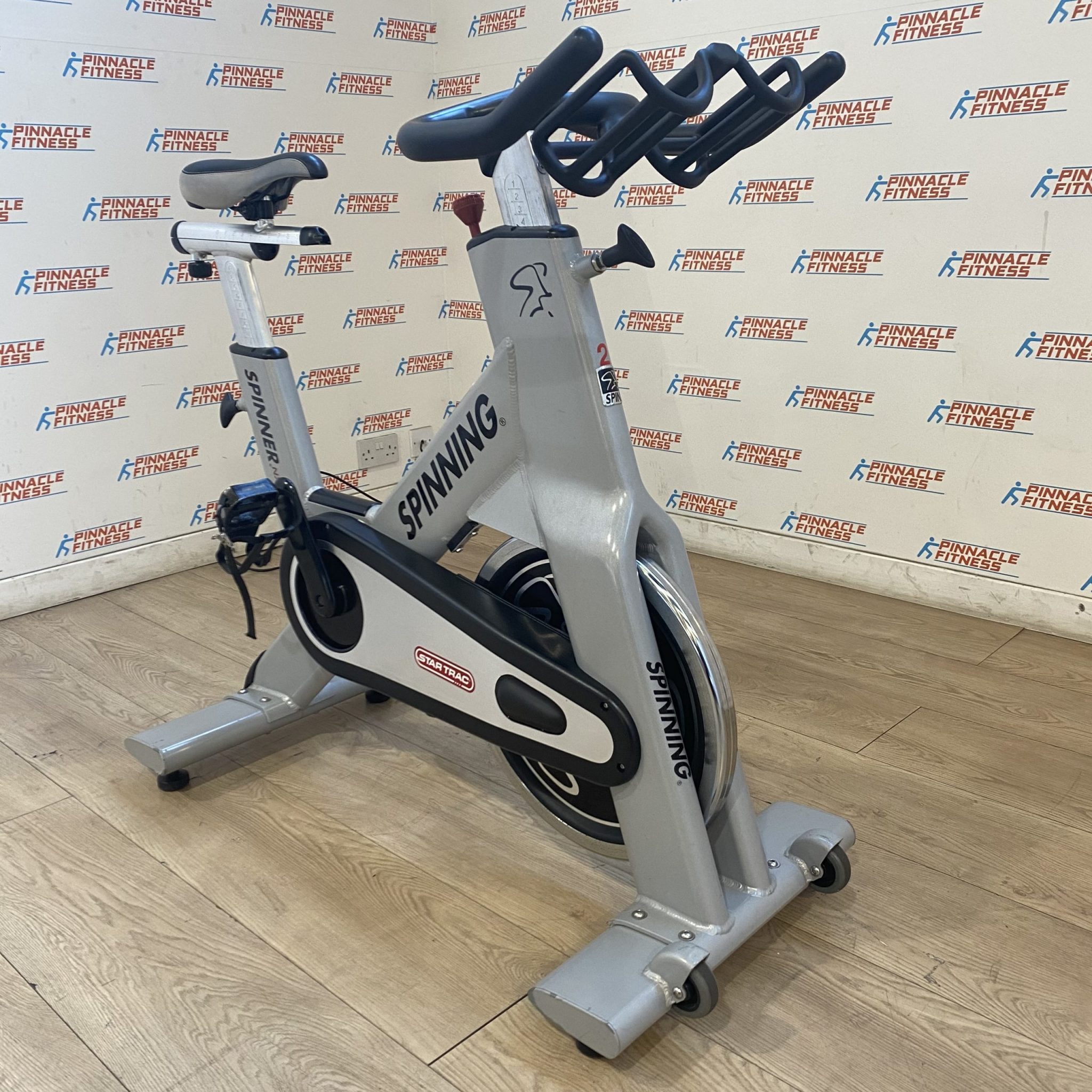 BICICLETA SPINNING STAR TRAC - Best Gym Equipment