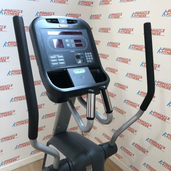 Star Trac E CT cross Trainer with LED Console - Image 7