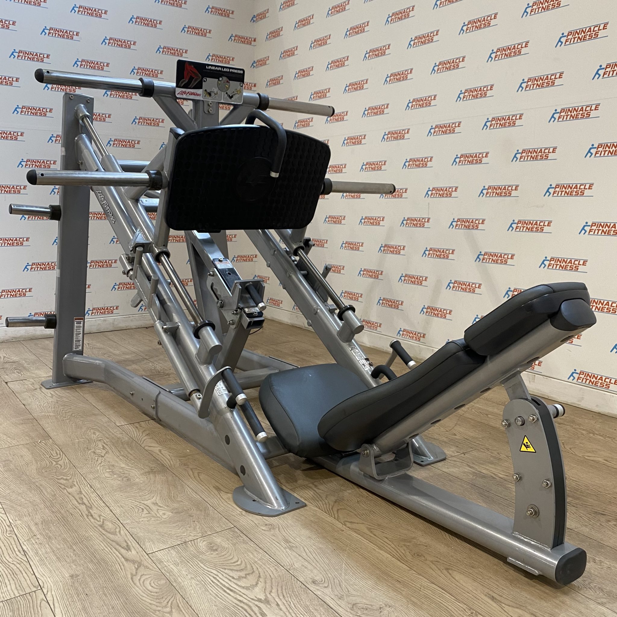 Life Fitness Signature Series Plated Loaded Linear Leg Press Pinnacle Fitness