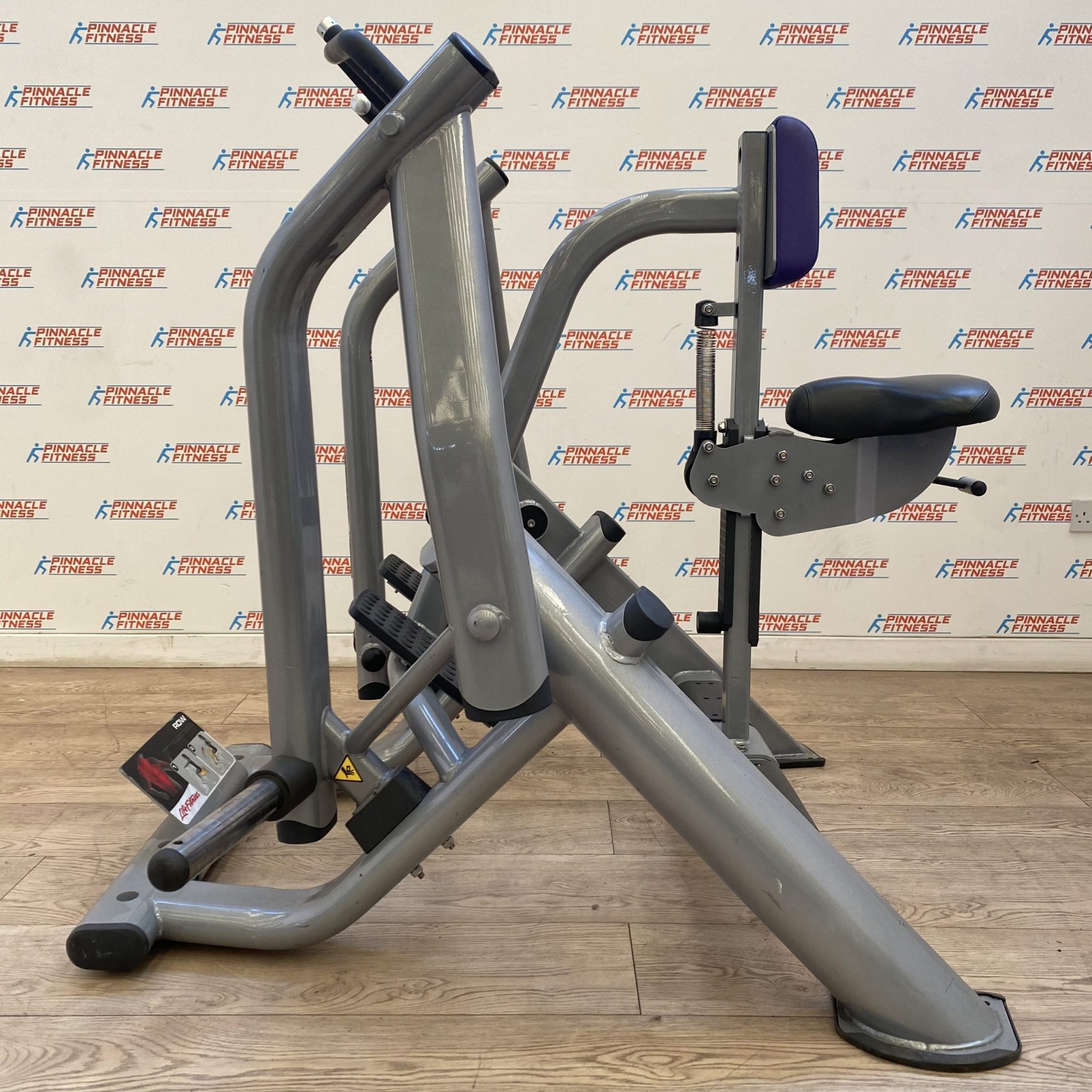 Life fitness 2025 back row machine