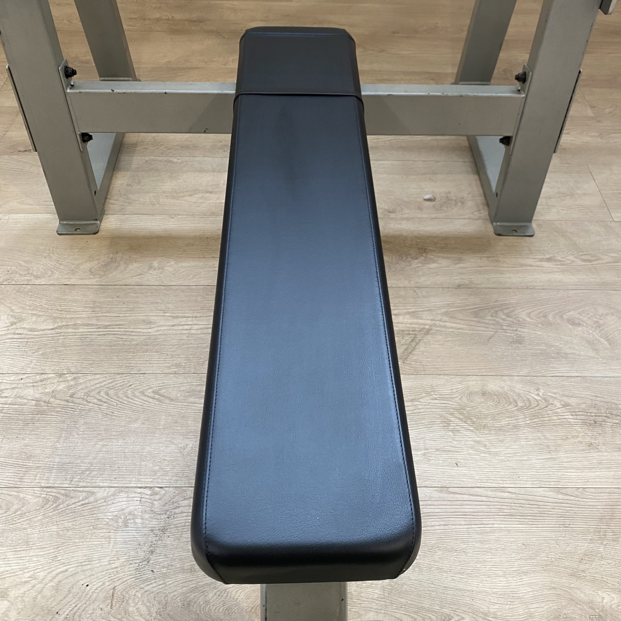 Precor Icarian Olympic Bench Press Pinnacle Fitness