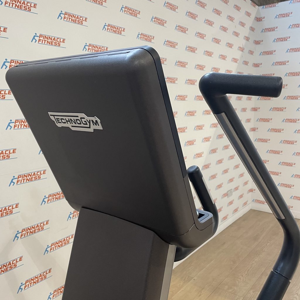 Technogym Artis Synchro Unity 3.0 Cross Trainer - Image 12