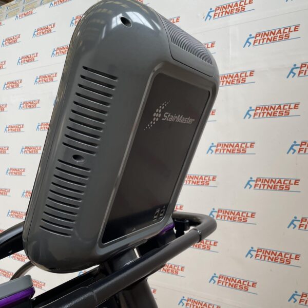 STAIRMASTER Gauntlet StepMill - 8 Series LED Console - Image 10