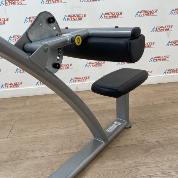 Cybex Plate Loaded Diverging Lat Pulldown - Image 4