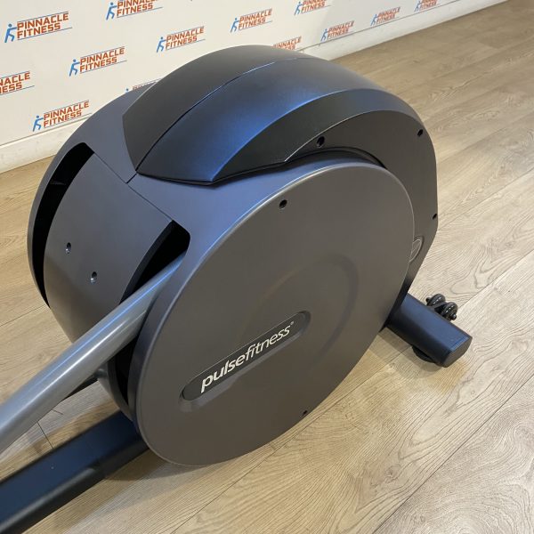 Pulse Fitness Fusion 280G Cross Trainer Series 3 - Image 4