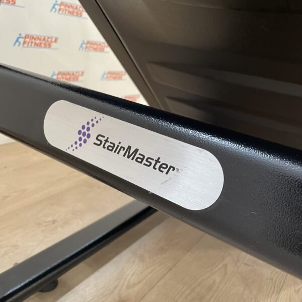 STAIRMASTER Gauntlet StepMill - 8 Series LED Console - Image 9