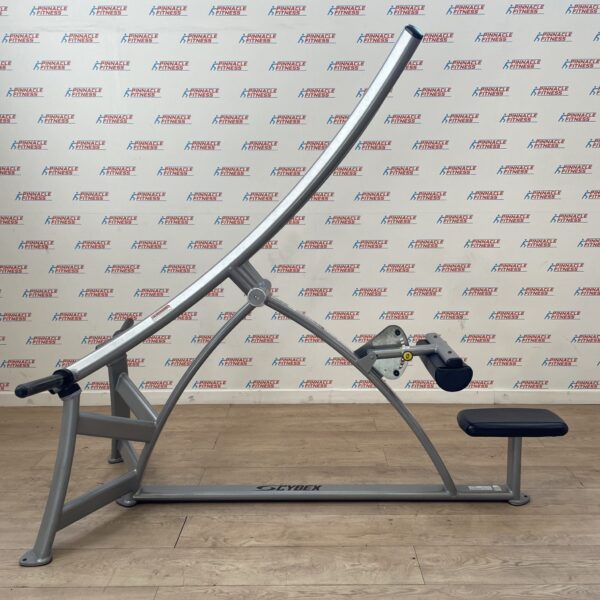 Cybex Plate Loaded Diverging Lat Pulldown - Image 10