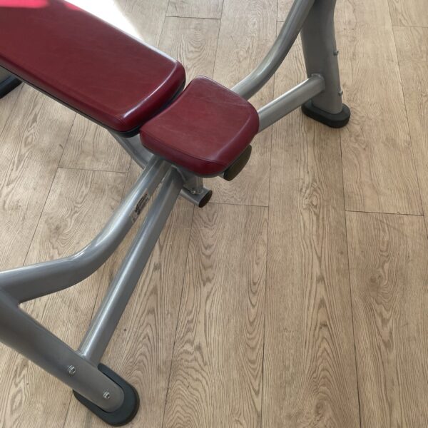 Life Fitness Signature Series Olympic Flat Bench Press - Image 11