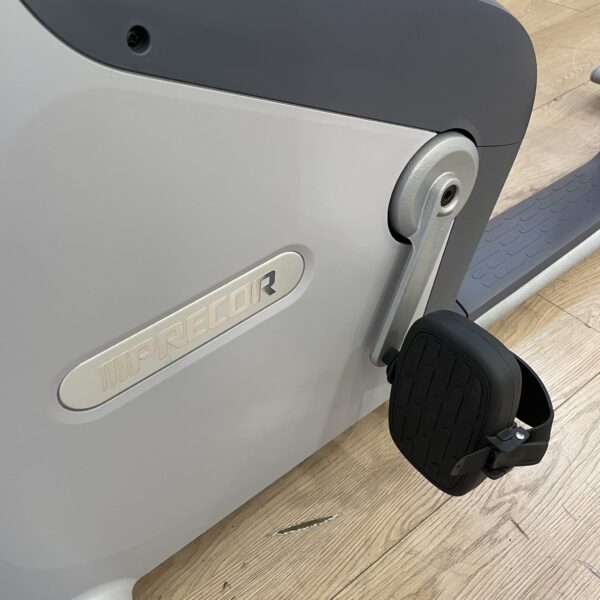 Precor RBK 885 Series Recumbent Bike with P82 Console - Image 5