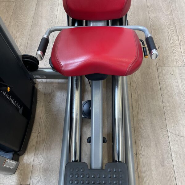 Life Fitness Insignia Series Seated Leg Press - Image 4