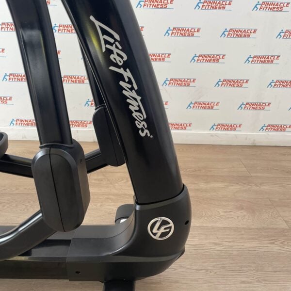 Life Fitness Elevation 95X Discover SE Cross Trainer (Onyx Black) - Image 11