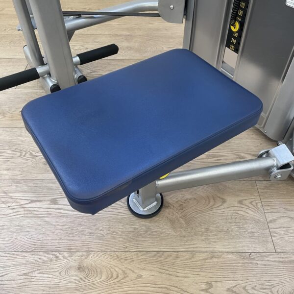 Cybex VR3 Seated Row - Image 5