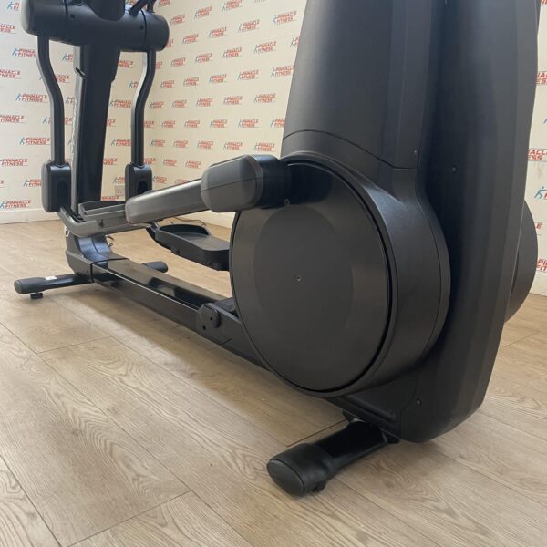 Life Fitness Elevation 95X Discover SE Cross Trainer (Onyx Black) - Image 5