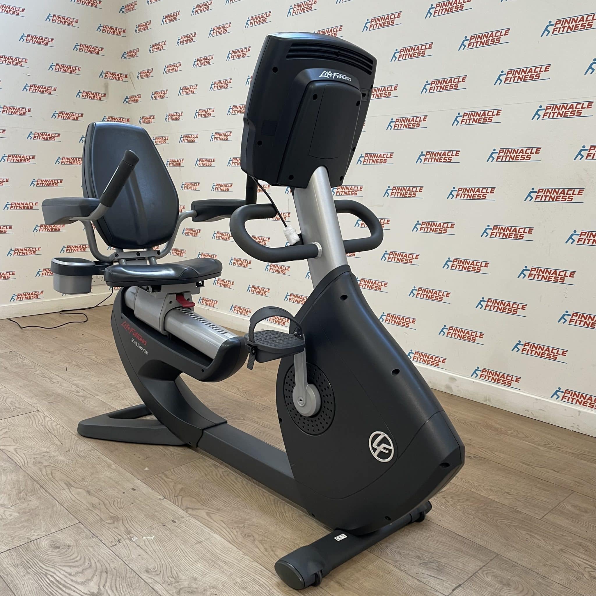 Life Fitness 95R Elevation Series Recumbent Exercise Bike with