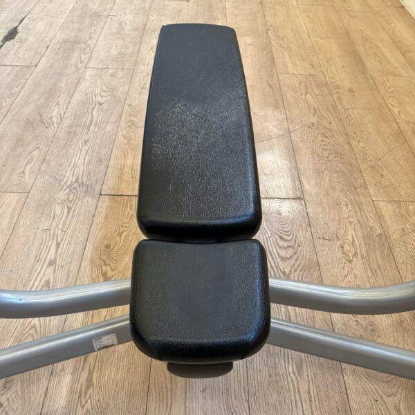 Life Fitness Signature Series Flat Olympic Bench Press - Image 10