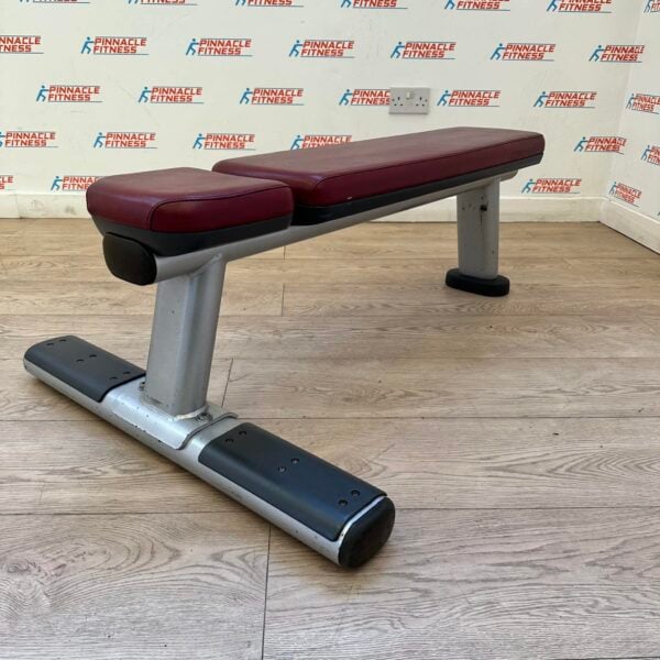 Life Fitness Signature Series Flat Bench - Image 2