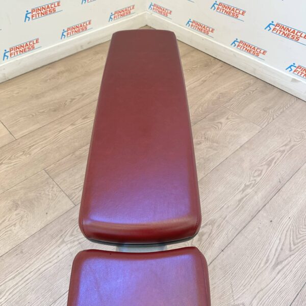 Life Fitness Signature Series Flat Bench - Image 4