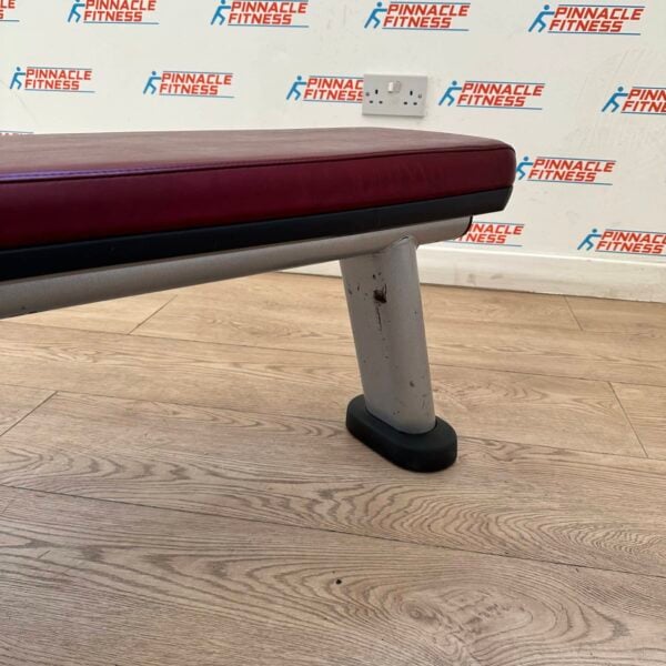 Life Fitness Signature Series Flat Bench - Image 5