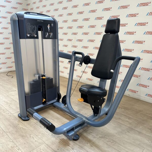 Precor Discovery Series Chest Press