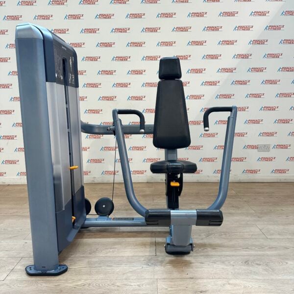 Precor Discovery Series Chest Press - Image 2