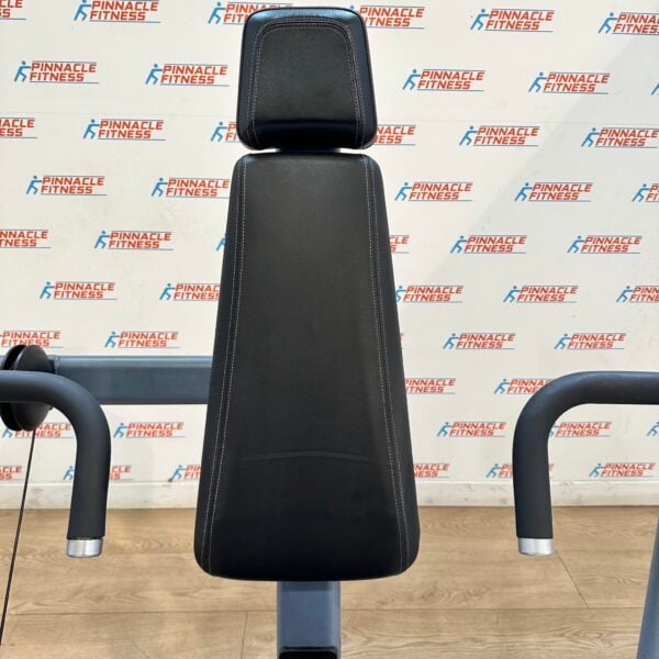 Precor Discovery Series Chest Press - Image 5