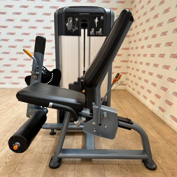 Precor Leg Extension Discovery Series - Image 2