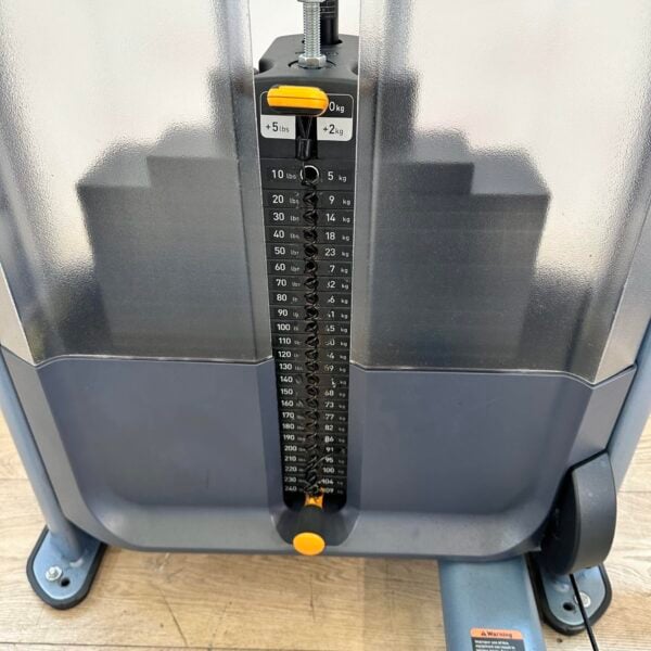 Precor Diverging Low Row Discovery Series - Image 5