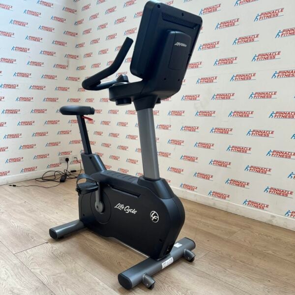 Life Fitness Integrity Series Upright Bike with Deluxe Base and Discover SE3 HD Console - Image 13