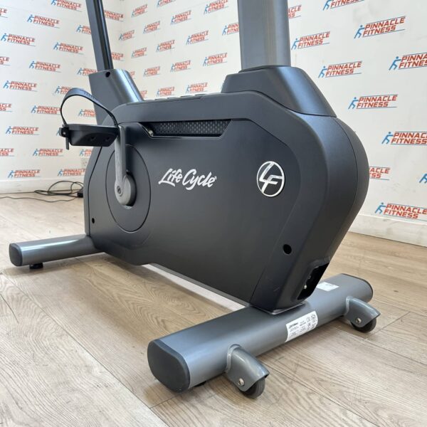 Life Fitness Integrity Series Upright Bike with Deluxe Base and Discover SE3 HD Console - Image 15