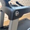 Life Fitness Integrity Series Deluxe Treadmill with Discover SE3HD Console
