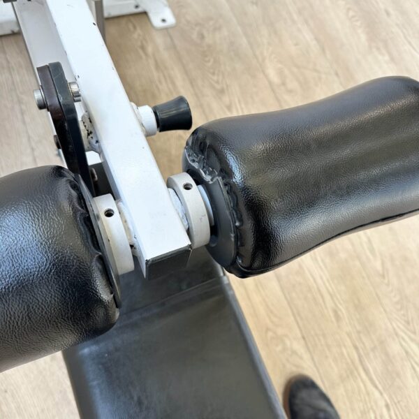 Life Fitness Pro 2 Series Lat Pulldown - Image 5