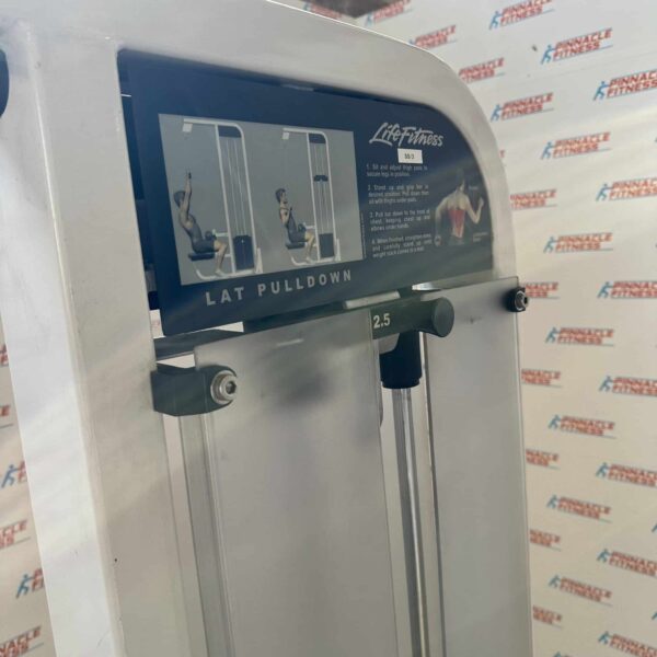 Life Fitness Pro 2 Series Lat Pulldown - Image 7