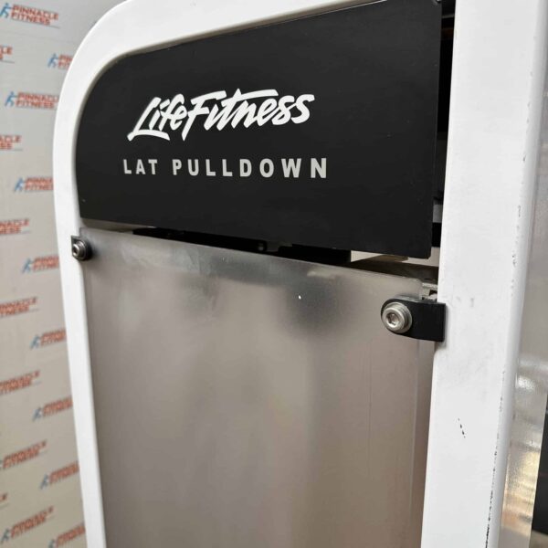 Life Fitness Pro 2 Series Lat Pulldown - Image 8