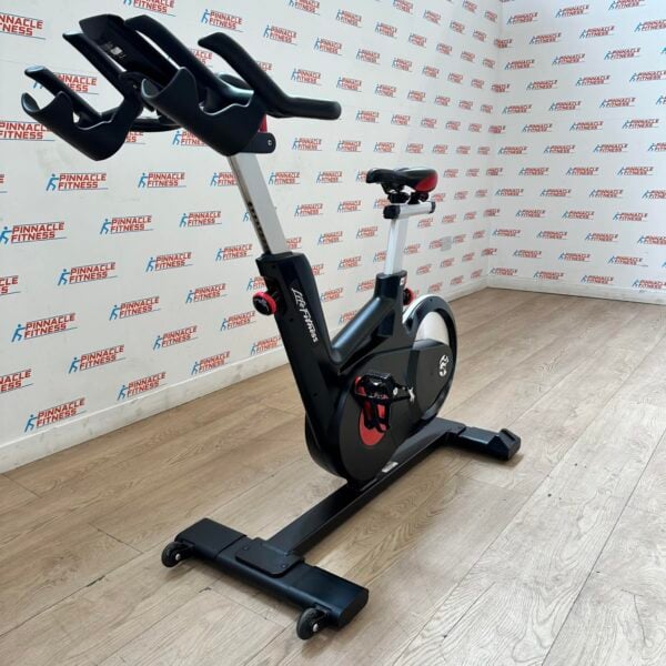 Life Fitness IC5 Group Exercise Bike Powered by ICG - Image 3