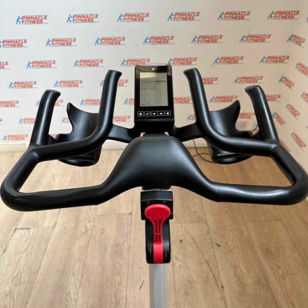Life Fitness IC5 Group Exercise Bike Powered by ICG - Image 5