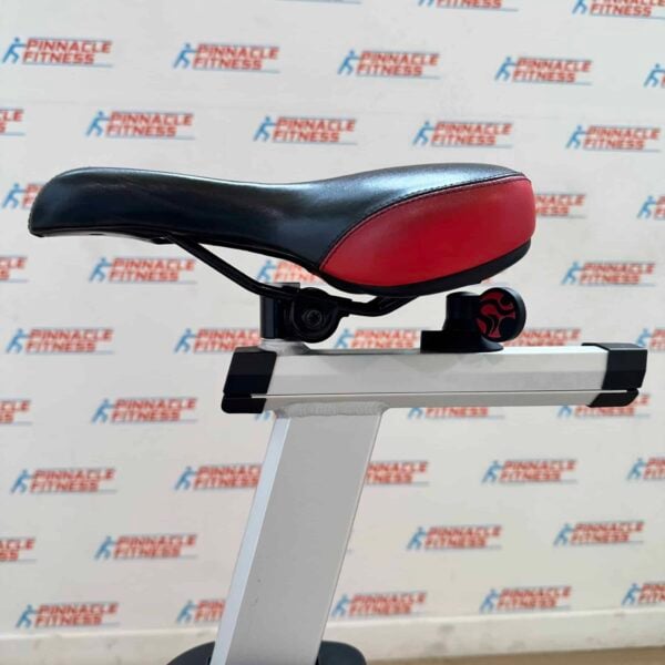 Life Fitness IC5 Group Exercise Bike Powered by ICG - Image 13