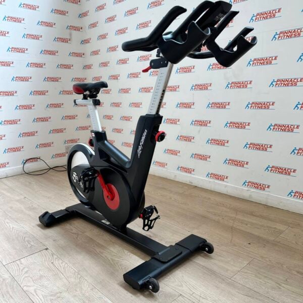Life Fitness IC5 Group Exercise Bike Powered by ICG - Image 14