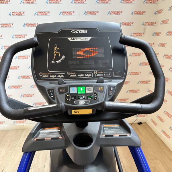 Cybex 625A Lower Body Arc Trainer - Image 2