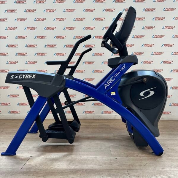 Cybex 625A Lower Body Arc Trainer - Image 15