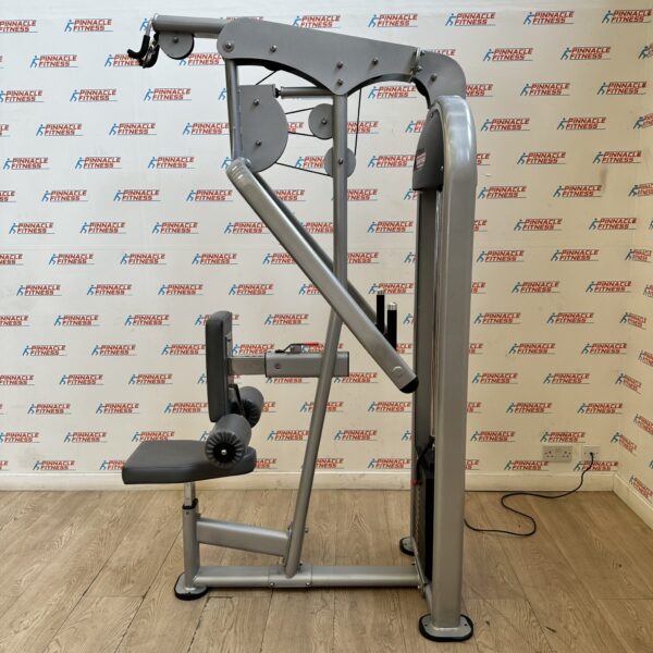 Nautilus Instinct Dual Lat Pulldown & Seated Row (Star Trac) - Image 9