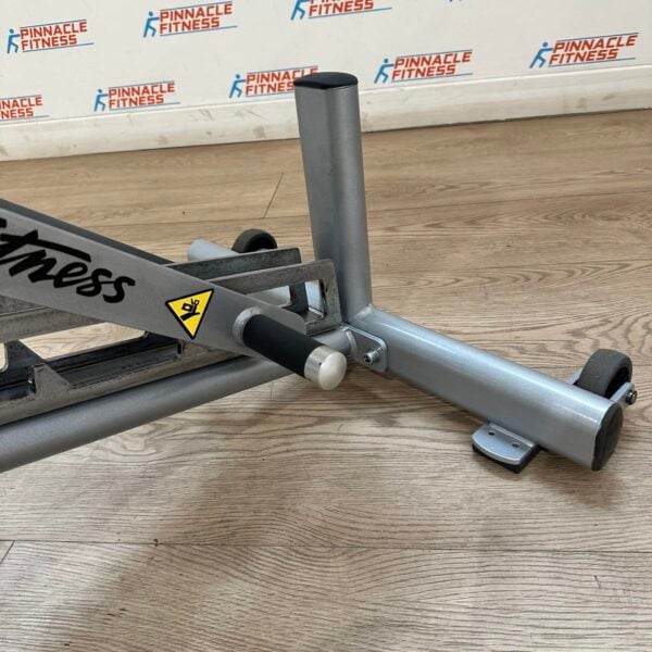 LIFE FITNESS OPTIMA SERIES ADJUSTABLE WEIGHTS BENCH - Image 4