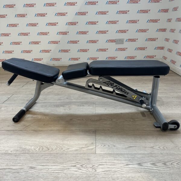 LIFE FITNESS OPTIMA SERIES ADJUSTABLE WEIGHTS BENCH - Image 12