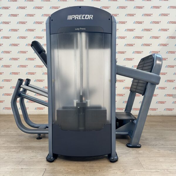 Precor Discovery Series Selectorised Leg Press - Image 9