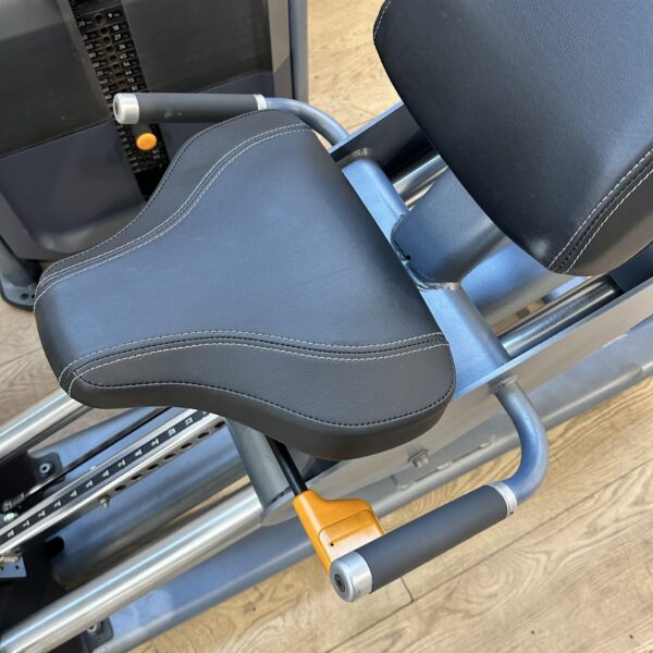 Precor Discovery Series Selectorised Leg Press - Image 5