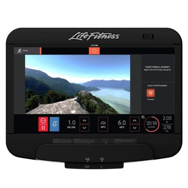 LIFE FITNESS Integrity Series Treadmill with Discover ST Console - Image 2