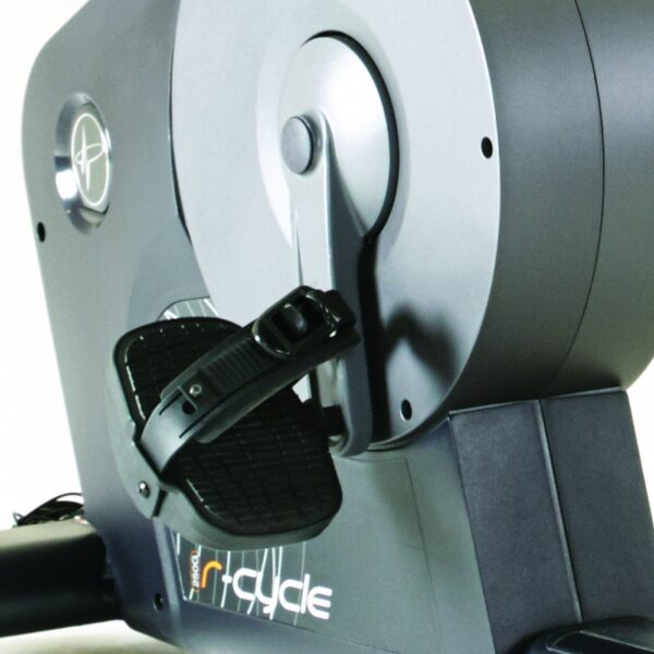 PULSE FITNESS Premium Recumbent Bike with 18.5in Touchscreen Console - Image 6