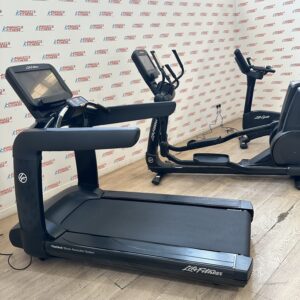 Life Fitness Elevation Series 3 Piece Cardio Package with Discover SE3 Consoles (Onyx Black)