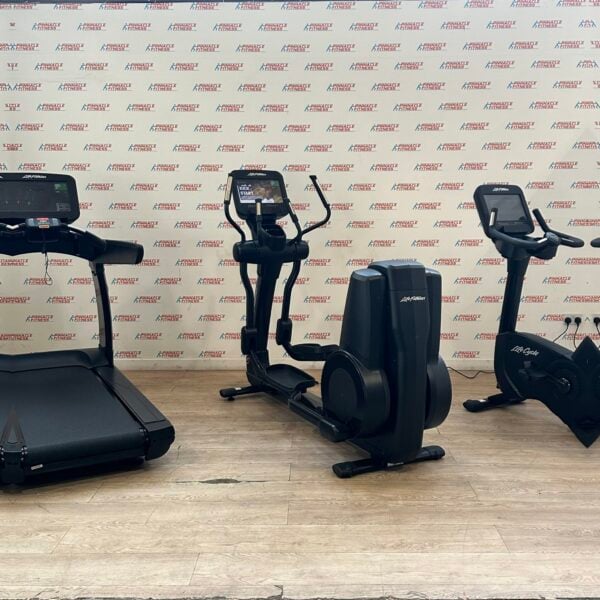 Life Fitness Elevation Series 3 Piece Cardio Package with Discover SE3 Consoles (Onyx Black) - Image 12