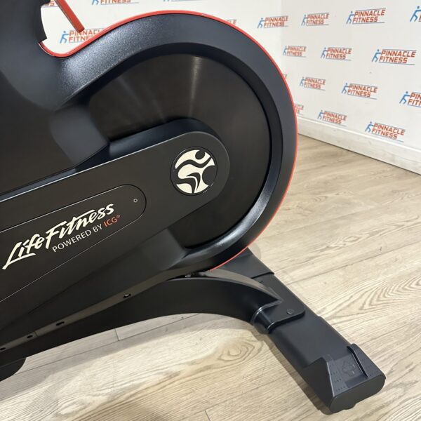 Life Fitness IC7 Indoor Studio Bike with TFT Watt Rate Monitor Rev2 Reconditioned - Image 10