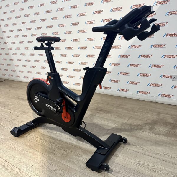 Life Fitness IC7 Indoor Studio Bike with TFT Watt Rate Monitor Rev2 Reconditioned - Image 13